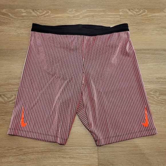 Nike Aeroswift 1/2 Length Running Tights Crimson Men’s Sz Large DA1429-014 - Picture 8 of 9